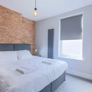Salisbury Street Guest house